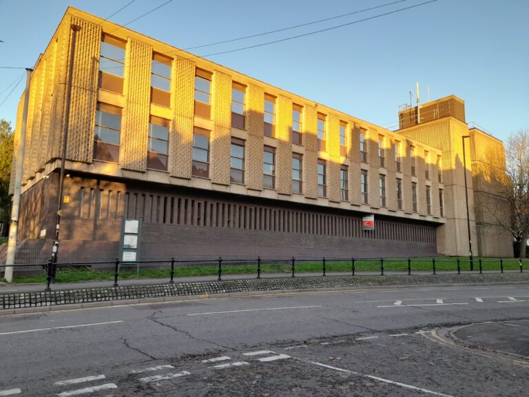 Lincoln’s former police station still on the market