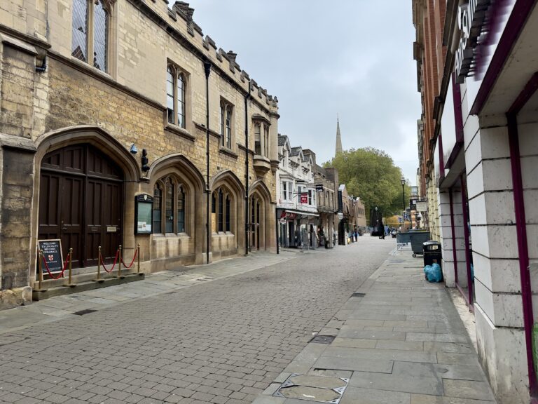 Police share image after Lincoln High Street assault