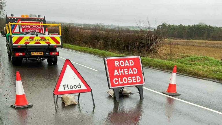 Flooding: Full list of Lincolnshire road closures